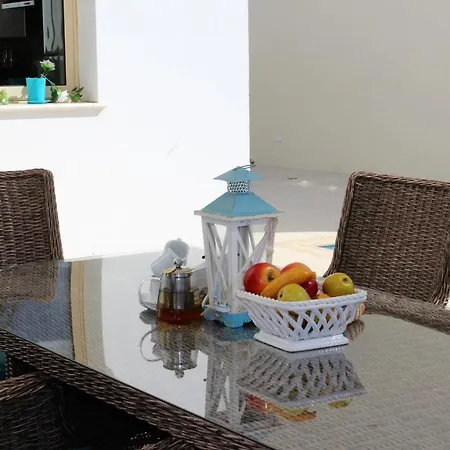 Ksenia With A Private Pool And Green Garden * Παραλίμνι